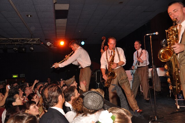 min 2009 11 21 riot 412